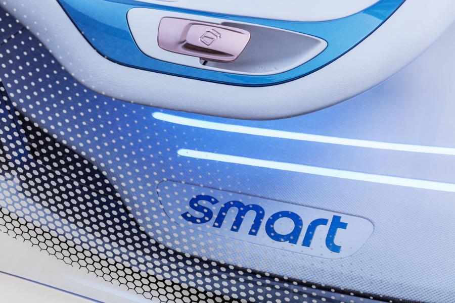 Логотип Smart Vision EQ ForTwo 2017 года  (фото 38 из 38)